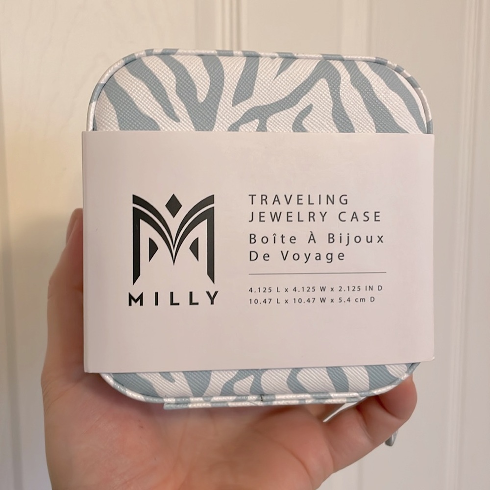 NEW Milly Traveling Jewelry Case Holder Zipper Pouch Rings Earrings Necklaces